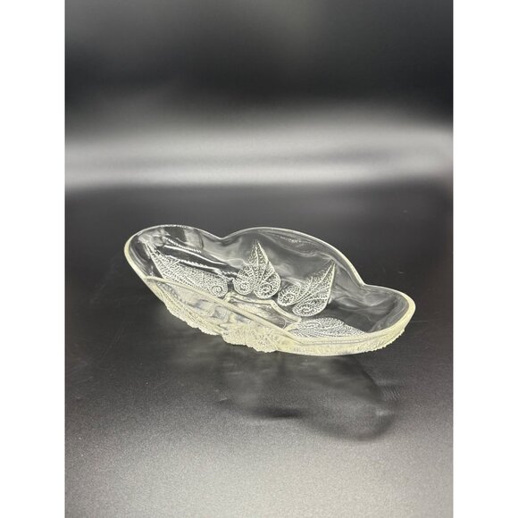 Vintage Anchor Hocking Clear Glass Oblong Relish Dish With Renaissance Leaf Desi - Picture 1 of 12